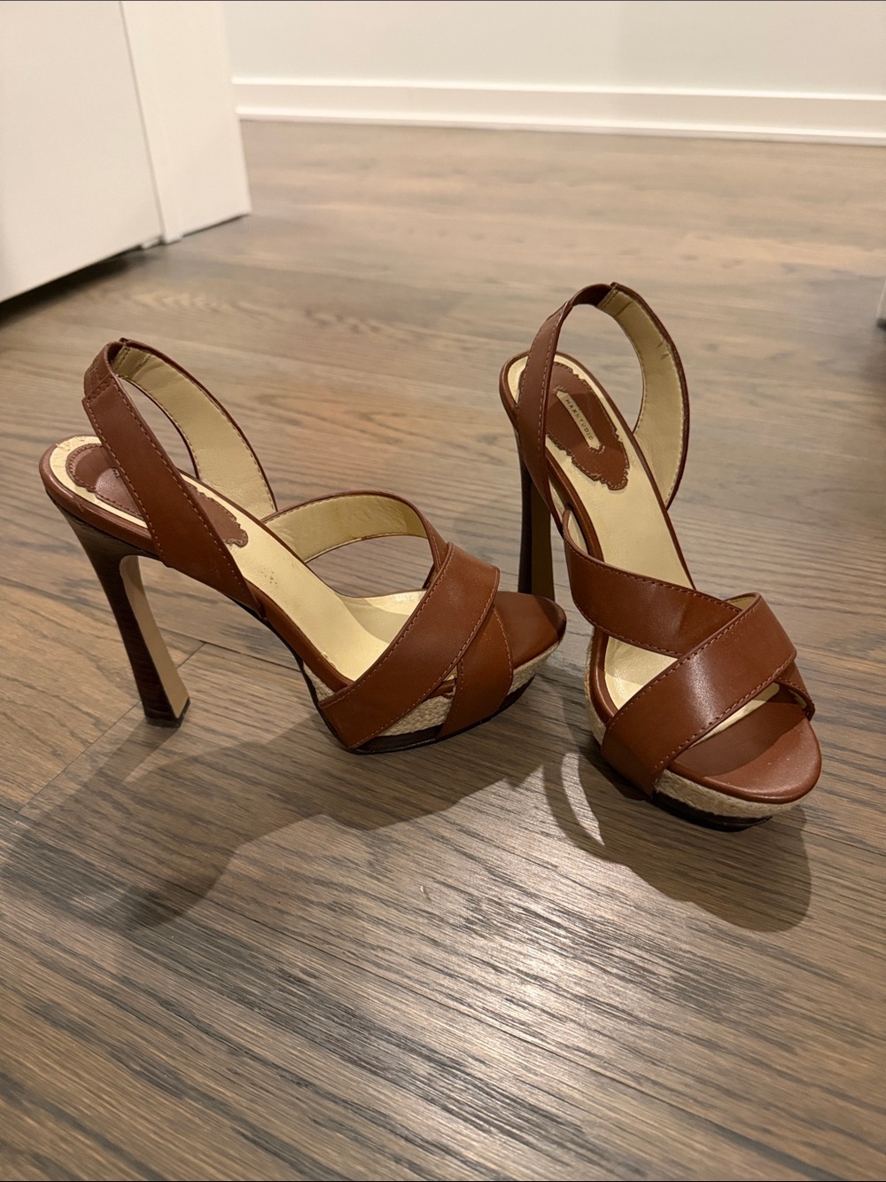 MaxStudio Brown & Tan High Heel Platform Slingback Sandals - size 7.5